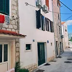 شقة Stone House