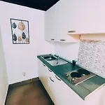 شقة Stone House *